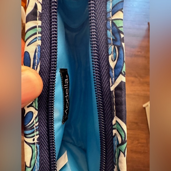 Modella 3 Piece Toiletry Bag Set - Like New - Picture 8 of 14